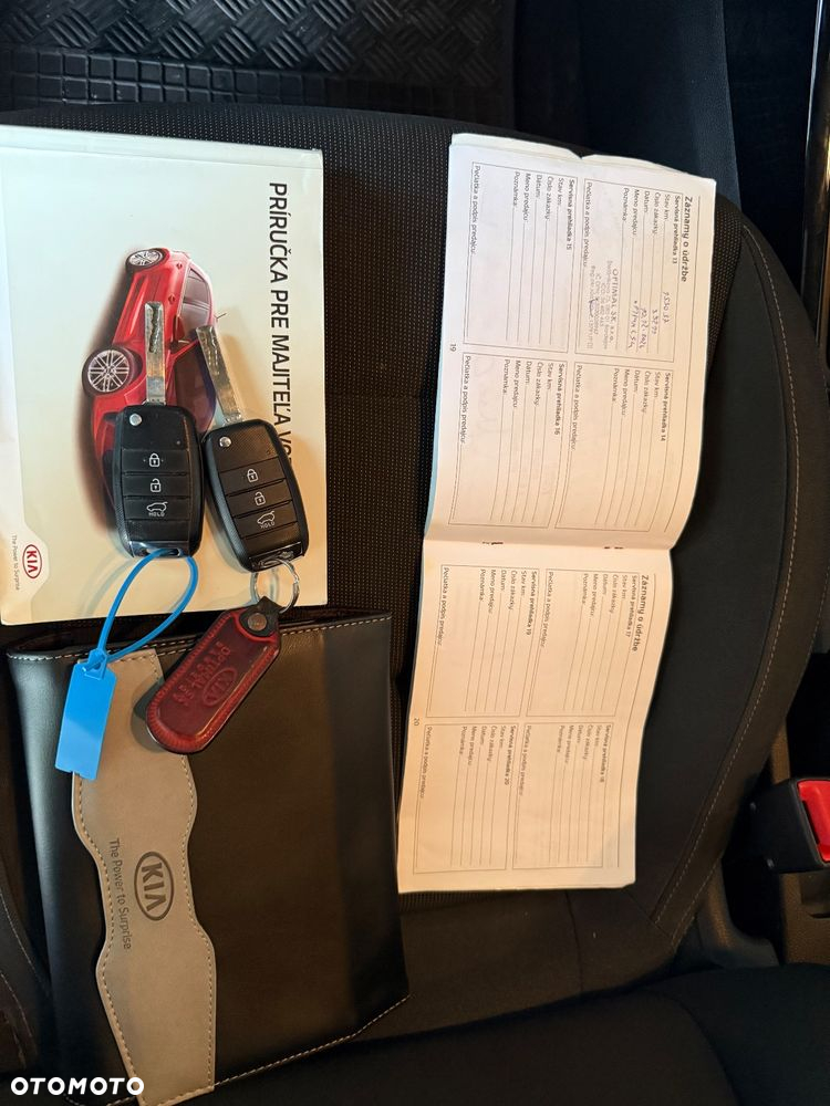 Kia Rio - 19