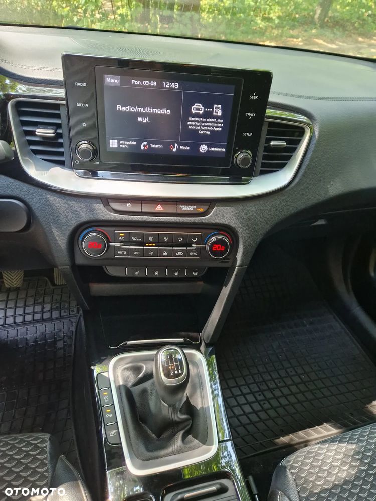 Kia Ceed 1.5 T-GDI L - 26