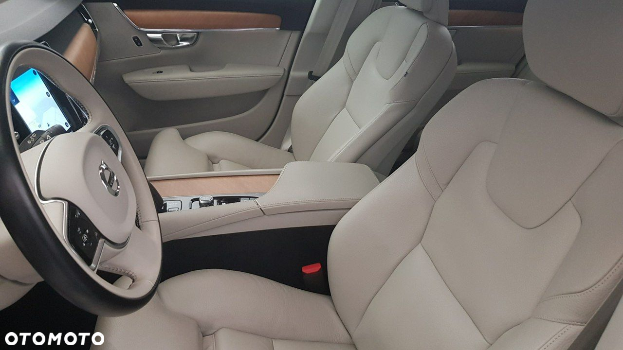 Volvo V90 - 21