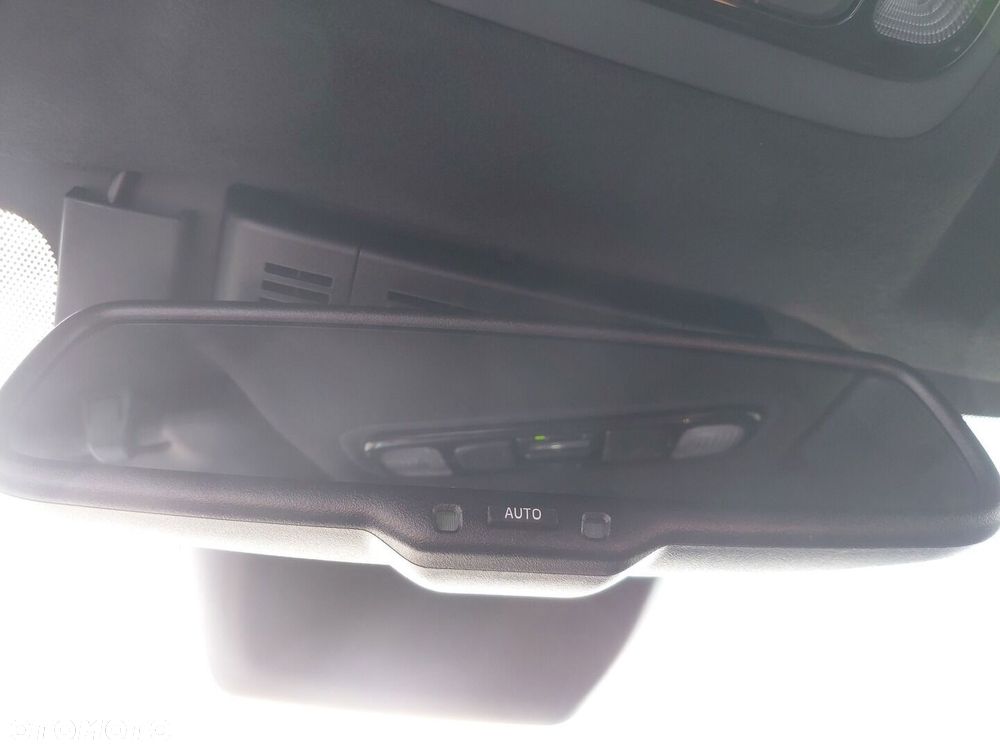 Toyota Yaris Cross Hybrid 1.5 GR Sport - 28
