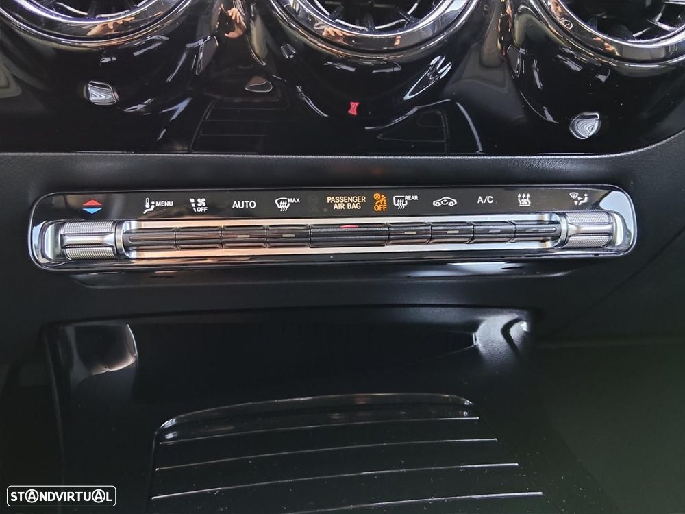 Mercedes-Benz A 200 Style Plus Aut. - 19