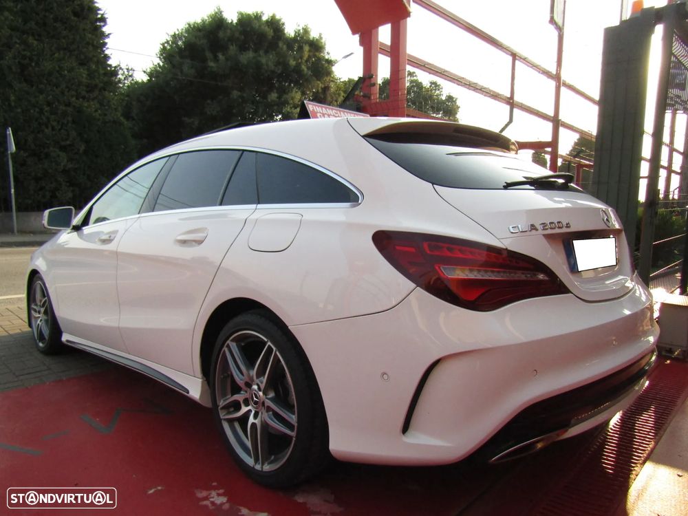 Mercedes-Benz CLA 200 d Shooting Brake AMG Line Aut. - 24