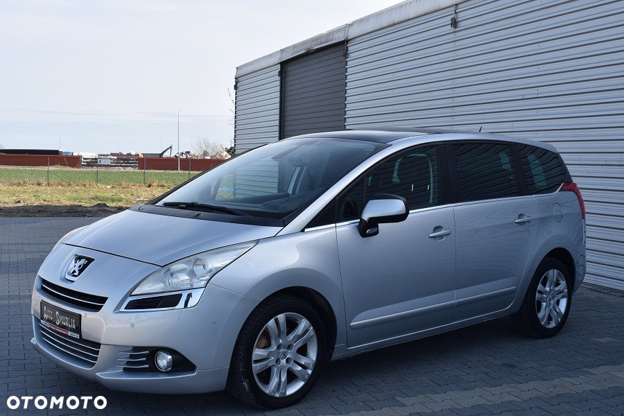 Peugeot 5008 HDI FAP 150 Family Plus - 2