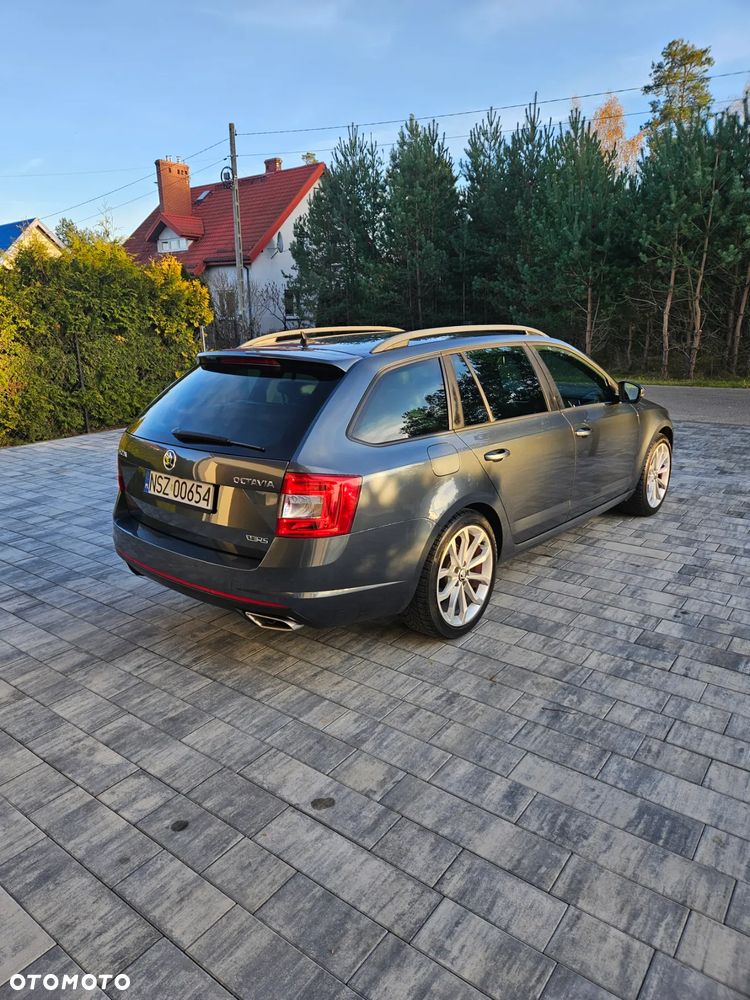 Skoda Octavia 2.0 TDI DSG RS - 7