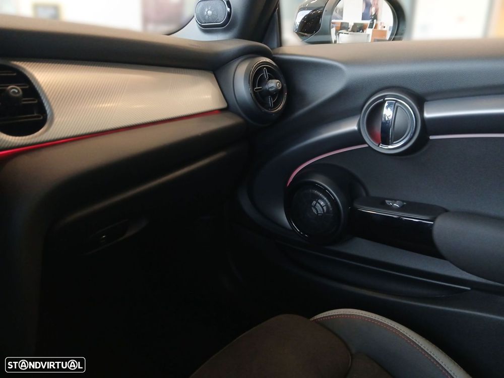 MINI Cabrio - 23