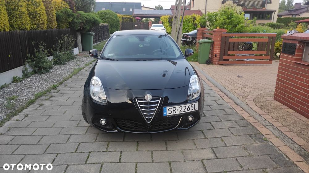 Alfa Romeo Giulietta - 1