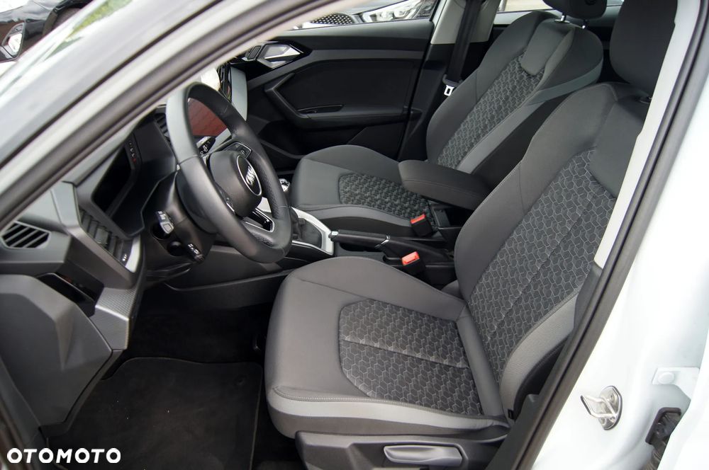 Audi A1 Sportback 25 TFSI advanced - 9