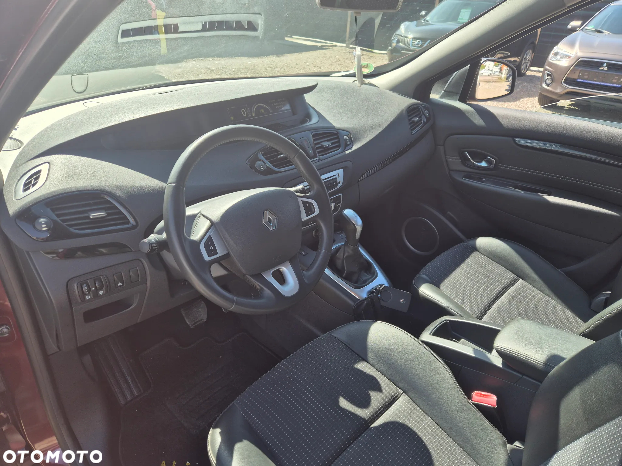 Renault Scenic - 9