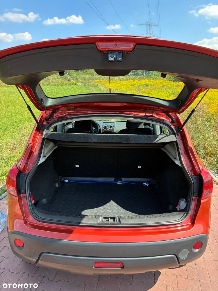 Nissan Qashqai 2.0 dCi Tekna - 8