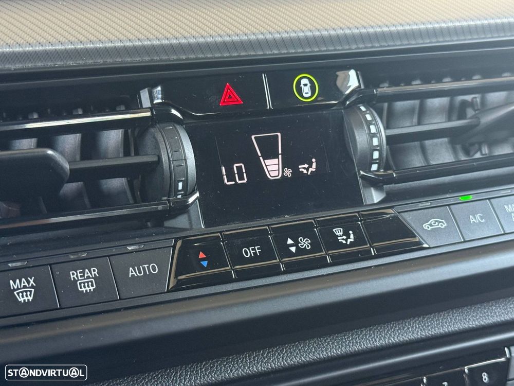 BMW 116 d Pack Desportivo M - 56