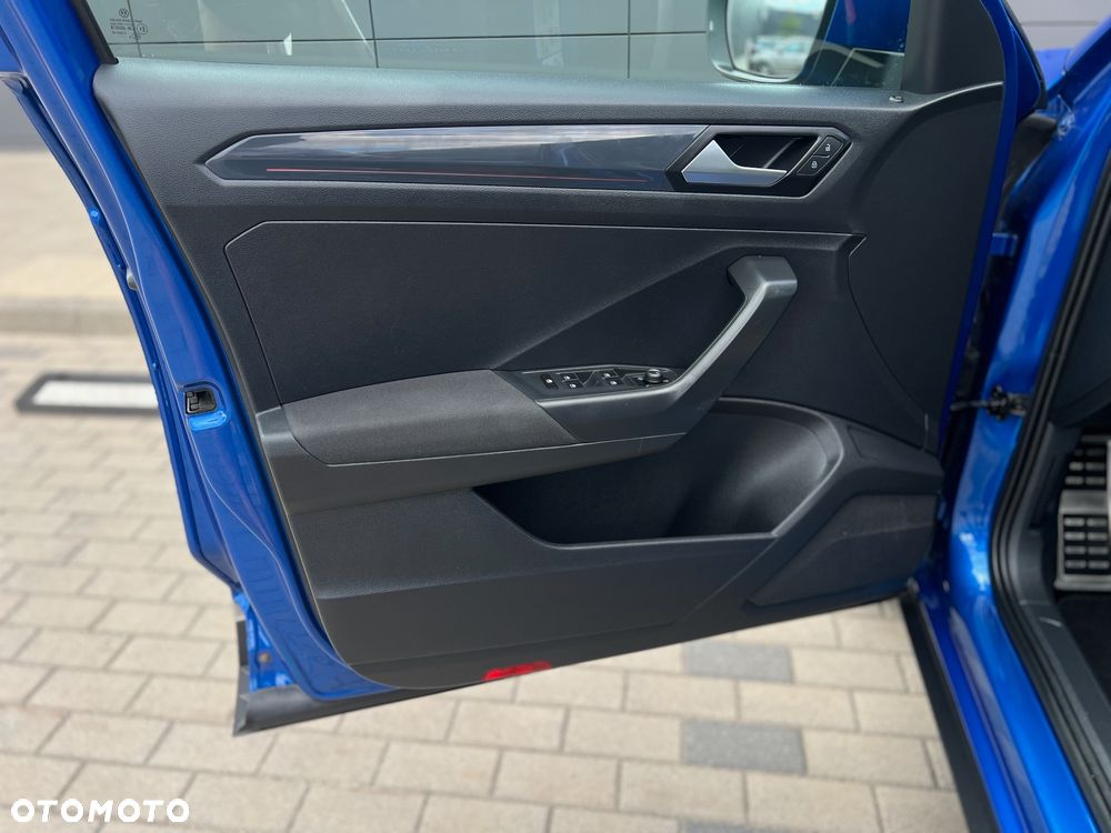 Volkswagen T-Roc 2.0 TSI OPF 4MOTION DSG Sport - 29