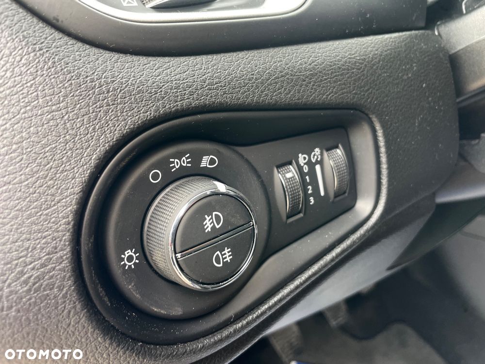 Jeep Renegade - 29
