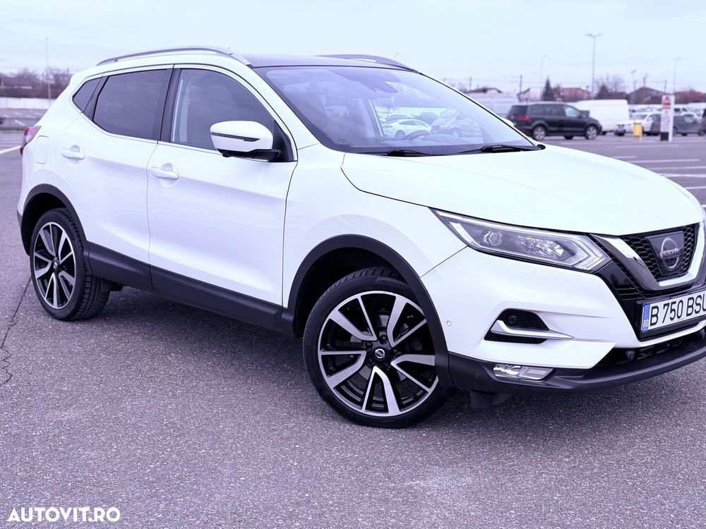 Nissan Qashqai 1.6 DCI Xtronic TEKNA+ - 3