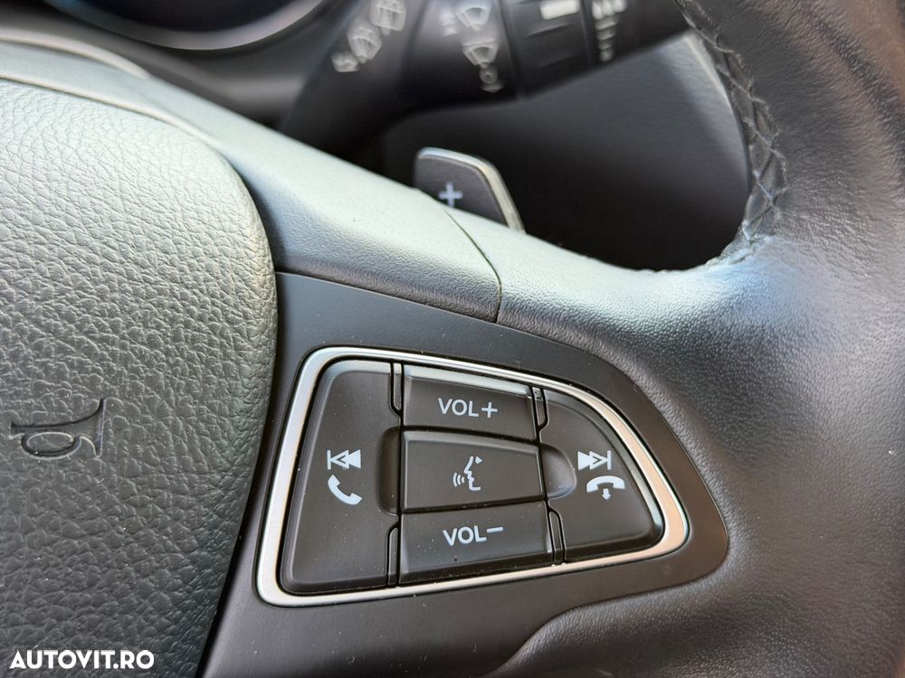 Ford Kuga 1.5 EcoBoost TITANIUM - 37