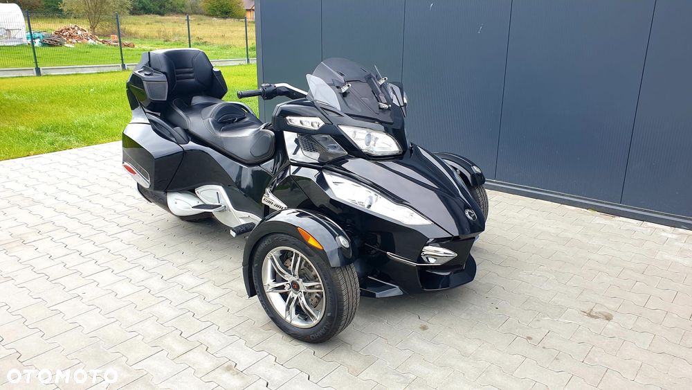Can-Am Spyder - 6