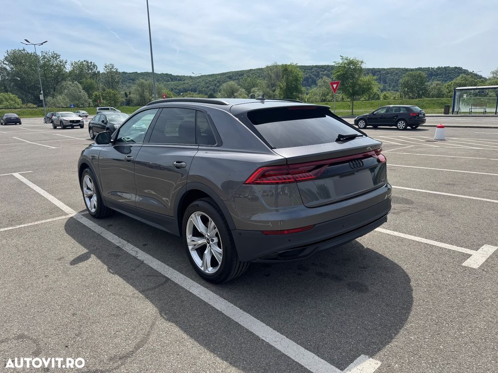 Audi Q8 55 TFSI quattro Tiptronic - 8