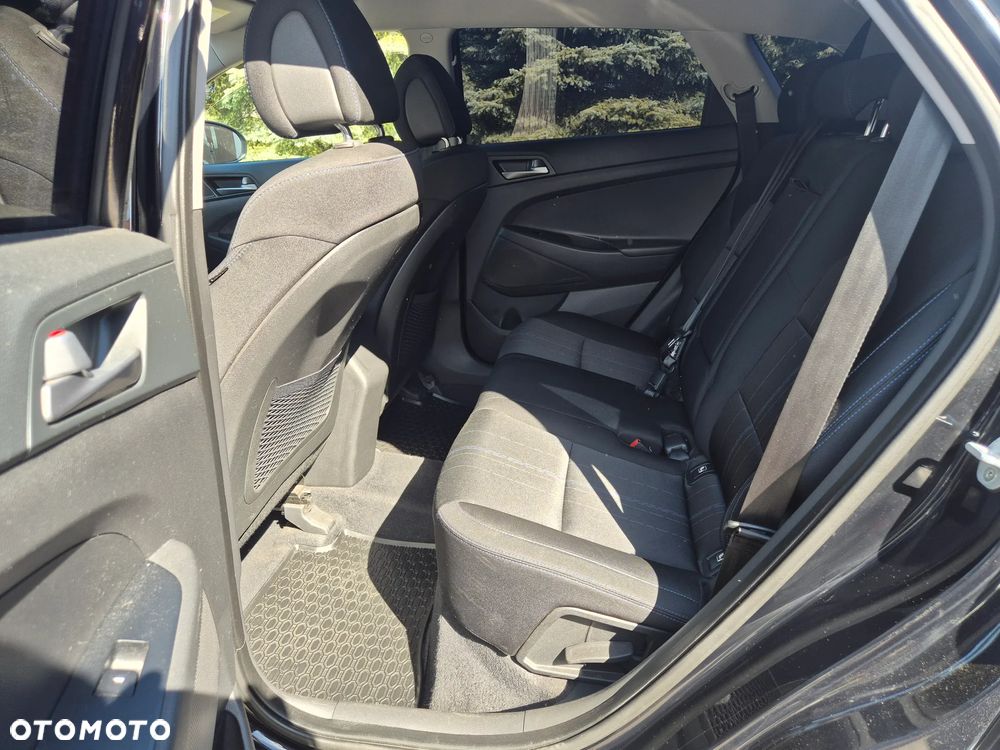 Hyundai Tucson 1.6 GDI BlueDrive Classic 2WD - 19
