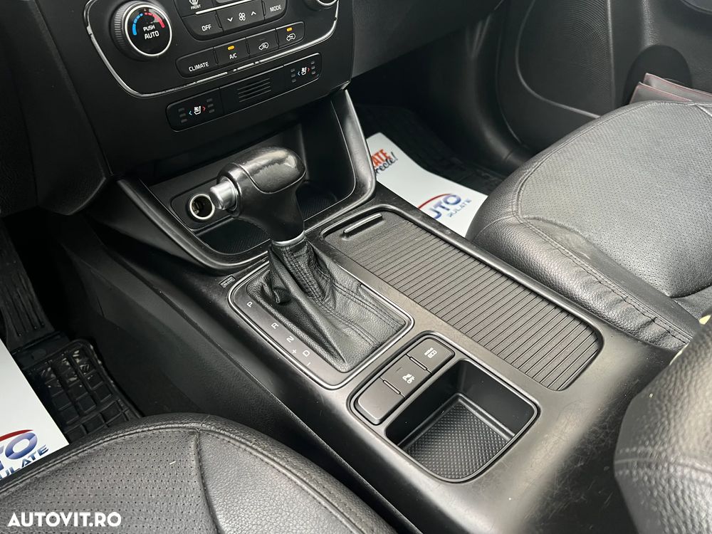 Kia Sorento 2.2 DSL 4x4 Aut. Classic - 11