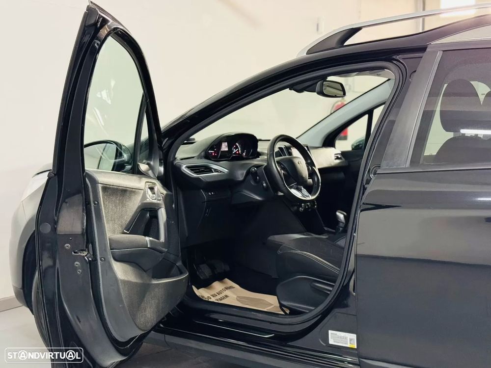 Peugeot 2008 1.6 BlueHDi Style - 23