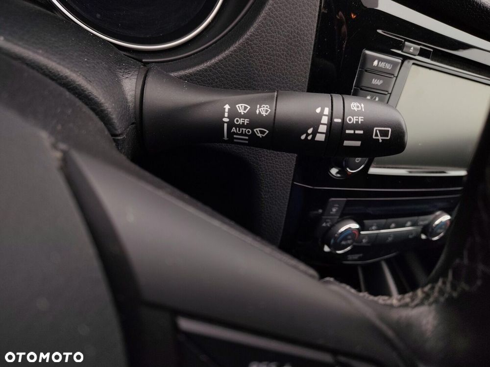 Nissan Qashqai 1.3 DIG-T N-Connecta - 14