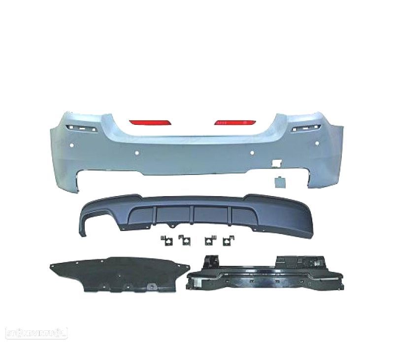 PARA-CHOQUES TRASEIRO BMW F10 10-17 LOOK M PERFORMANCE - 2