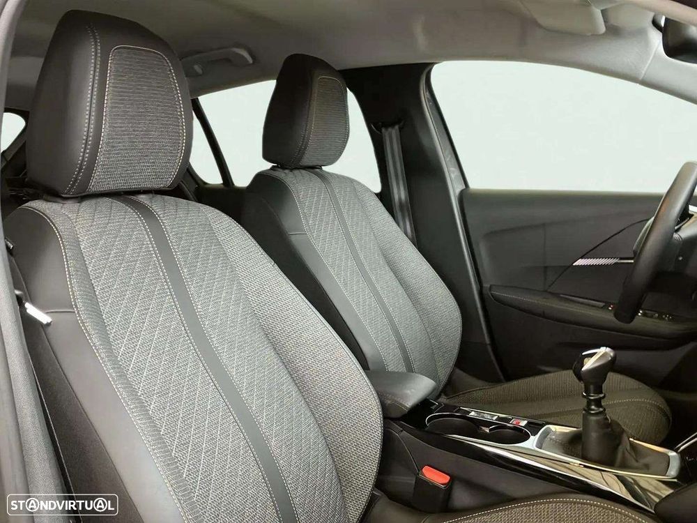 Peugeot 208 1.2 PureTech Allure - 14