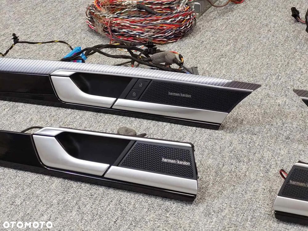 Zestaw nagłośnienia VW Arteon 2023 Harman Kardon FULL - 12
