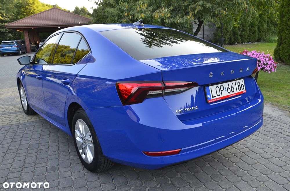 Skoda Octavia 2.0 TDI DSG Ambition - 14