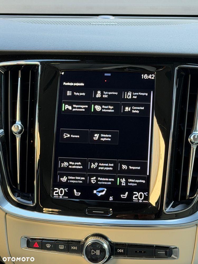 Volvo V60 B4 B DKG Inscription - 12