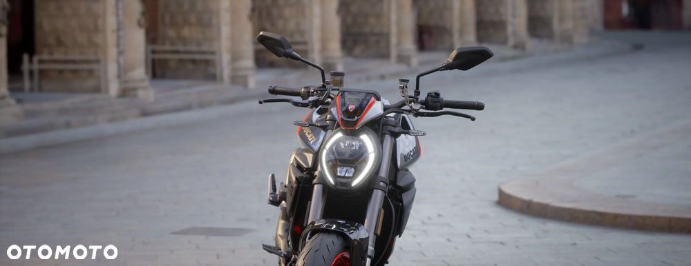 Ducati Monster - 13