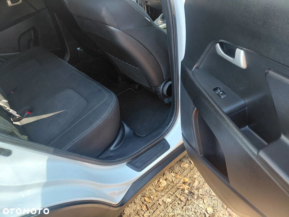 Kia Sportage 1.6 GDI Business Line 2WD - 19