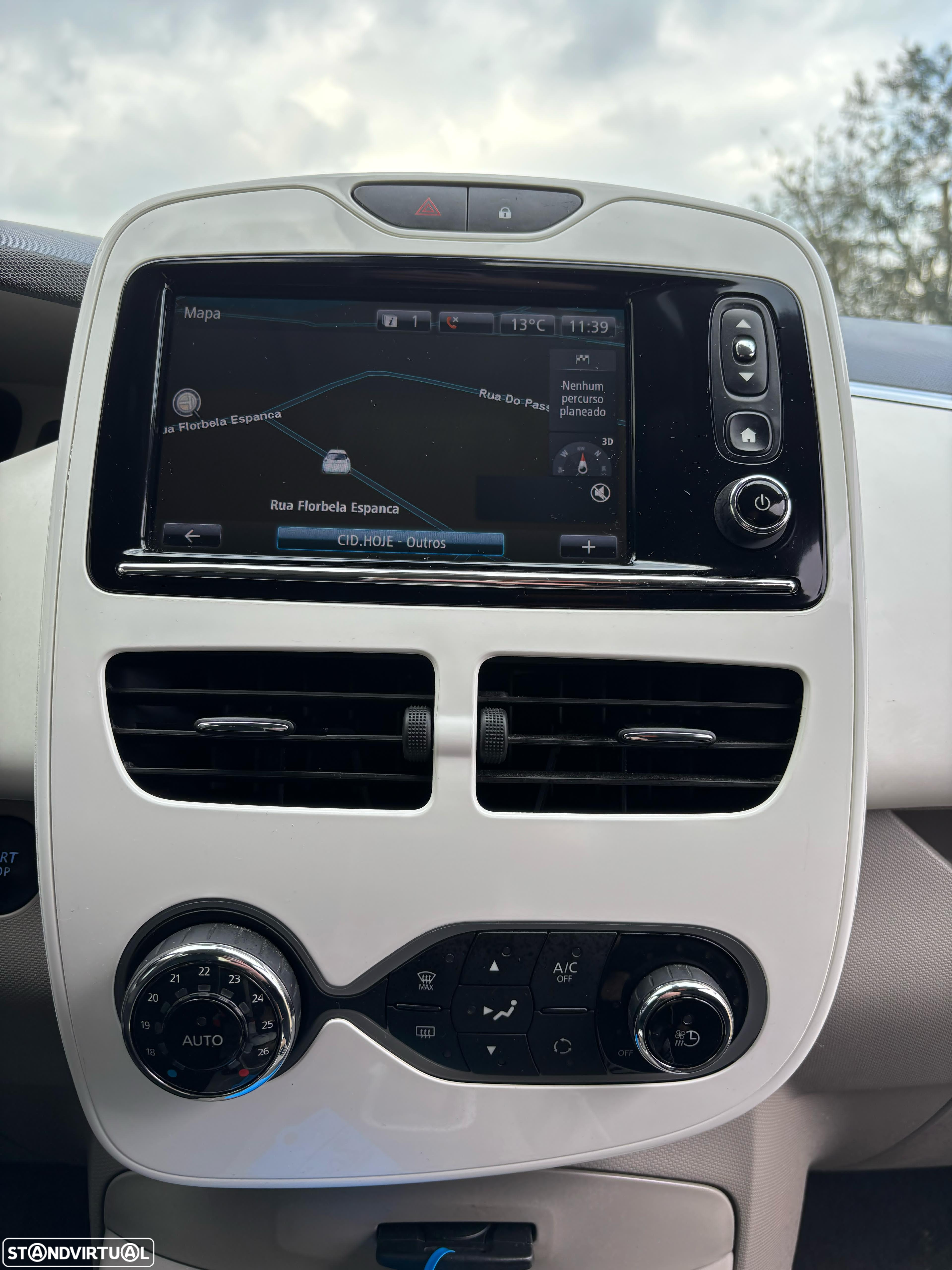Renault Zoe (c/ Bateria) 22 kwh Life - 11