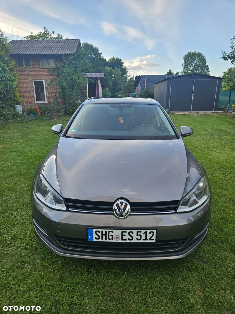 Volkswagen Golf - 9