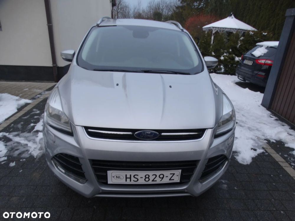 Ford Kuga - 12