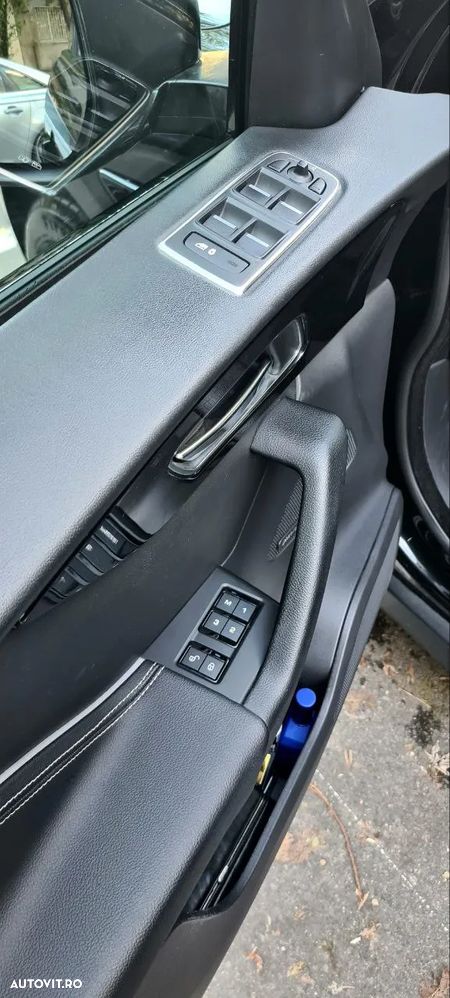Jaguar F-Pace 30d AWD R-Sport - 18