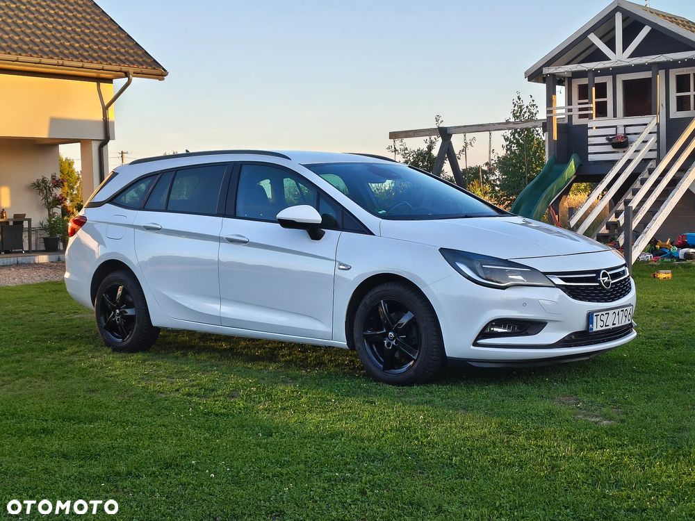 Opel Astra 1.6 CDTI Enjoy - 14