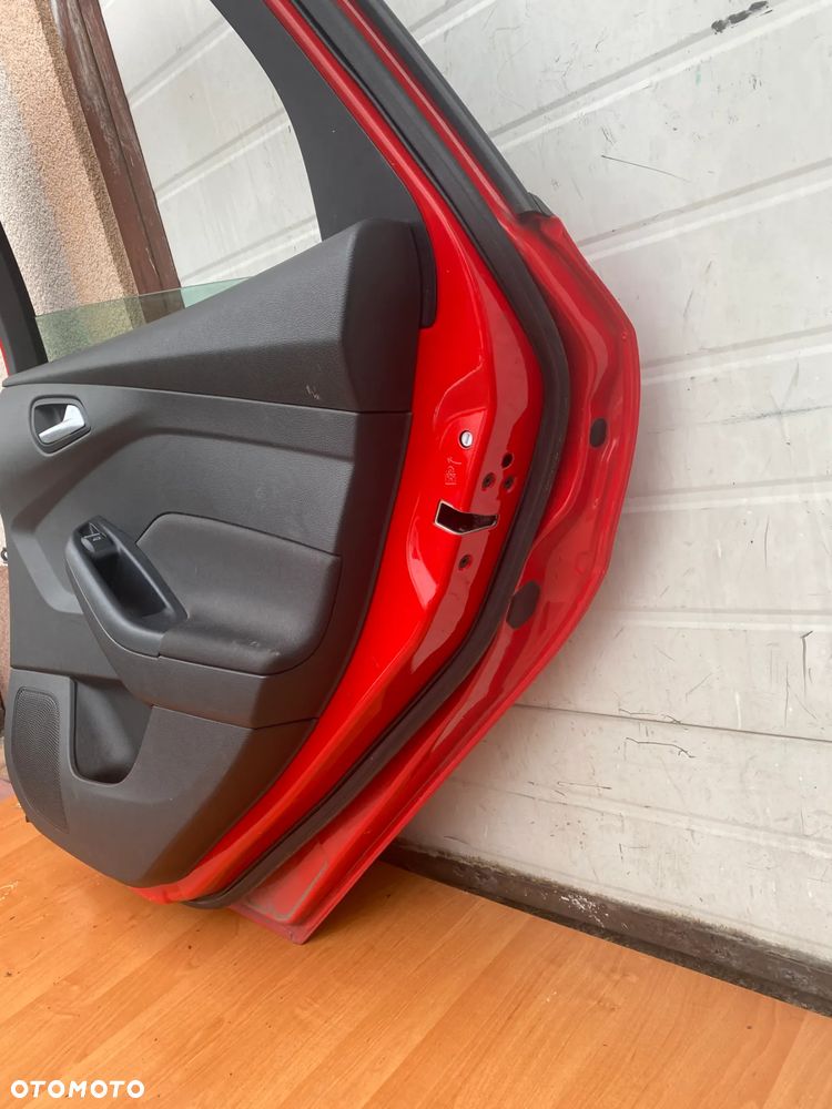 DRZWI PRWY TYŁ PRAWE TYLNE FORD FOCUS MK3 III KOLOR ZF - 9