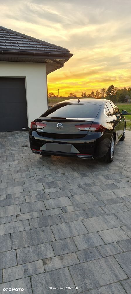 Opel Insignia 2.0 T Elegance S&S - 3