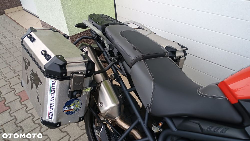Triumph Tiger - 24