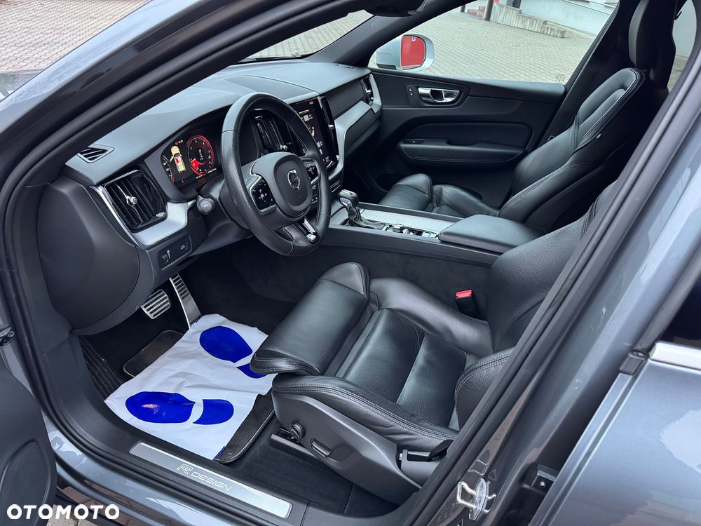 Volvo XC 60 D4 AWD Geartronic RDesign - 20