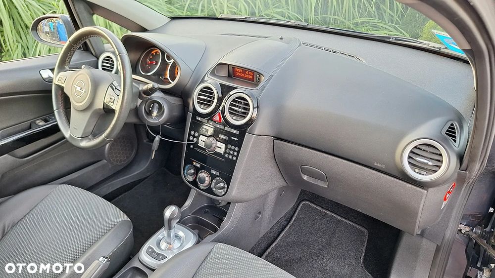 Opel Corsa 1.2 16V Silverline Easytronic - 13