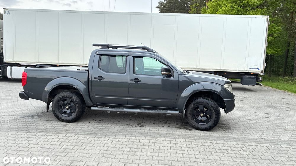 Nissan Navara 2.5 D LE - 4