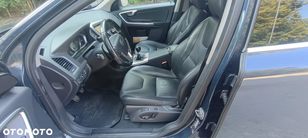 Volvo XC 60 D3 Base - 23