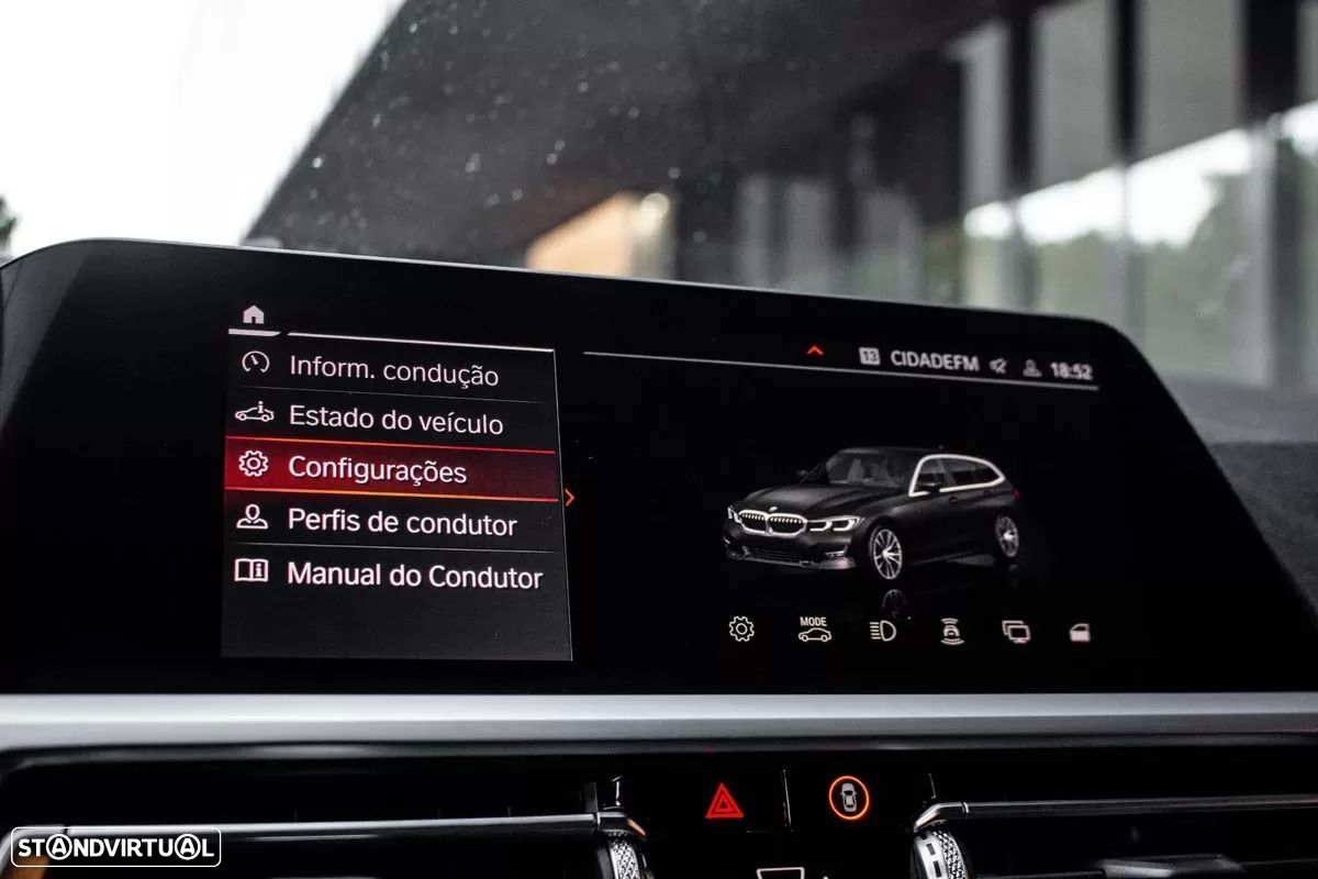 BMW 320 d Touring Line Luxury Auto - 44