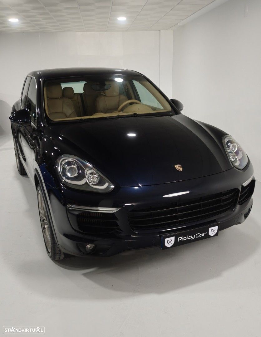Porsche Cayenne Platinum Edition - 1