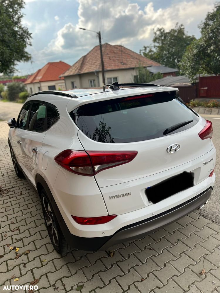Hyundai Tucson 2.0 CRDI 4WD 6AT Premium+ Design Pack - 11