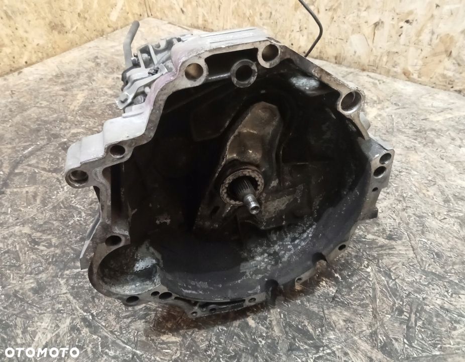SKRZYNIA BIEGÓW AUDI A4 B5 2.6 CXZ QUATTRO - 6
