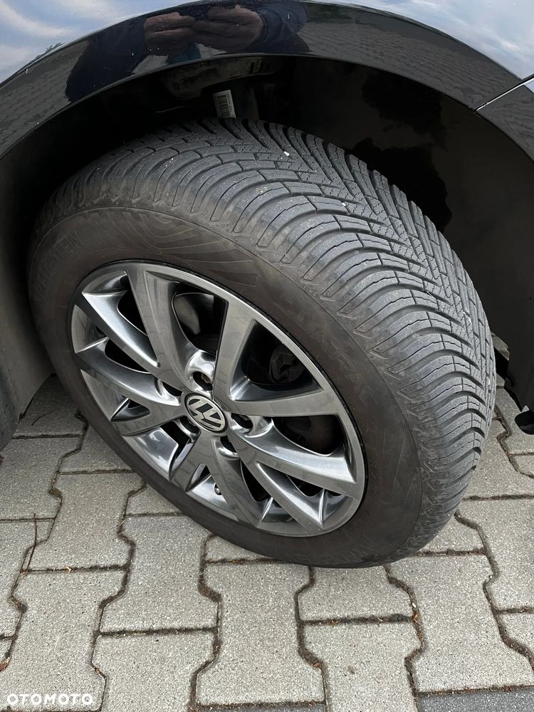 Volkswagen Touran 1.6 TDI DPF BlueMotion Technology Comfortline - 19