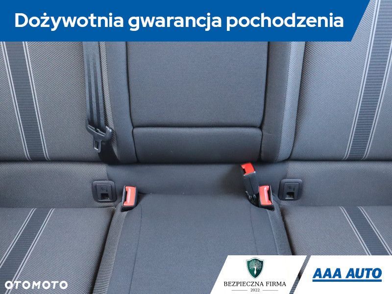 Volkswagen T-Roc - 12