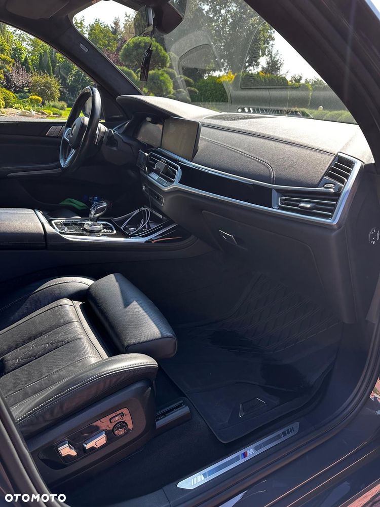 BMW X7 M50d sport - 12